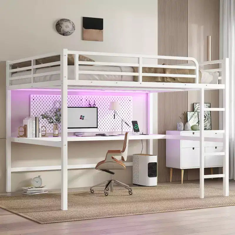 Lit mezzanine en métal avec prise de courant et éclairage LED, gain de place